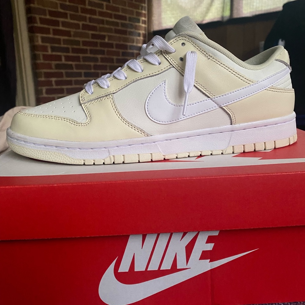 Men shoes size 11